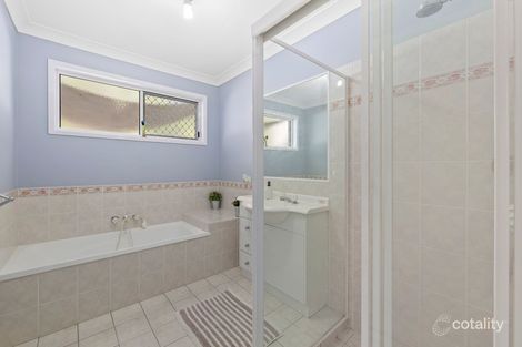 Property photo of 10 Pampling Street Seventeen Mile Rocks QLD 4073