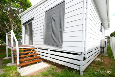 34 Barry St, Gracemere, QLD 4702