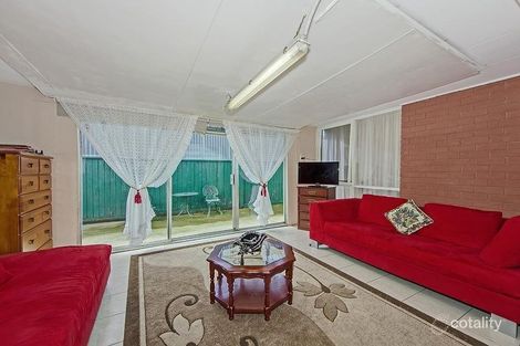 Property photo of 5 Maculata Close St Albans VIC 3021