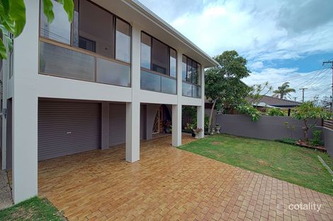 Property photo of 22 Killowill Avenue Paradise Point QLD 4216
