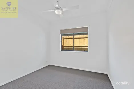 Property photo of 7 Azalea Circuit Deebing Heights QLD 4306