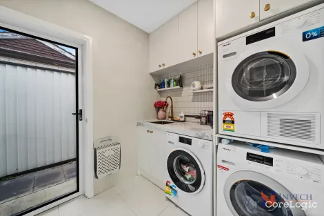 Property photo of 2 Endsleigh Street Macgregor QLD 4109
