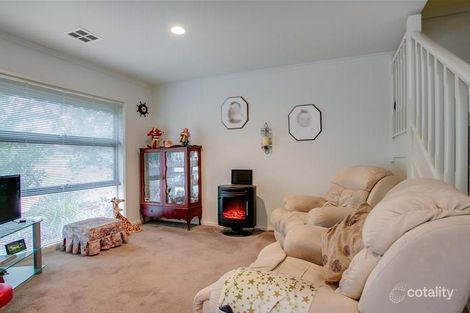 Property photo of 9/27 Ruby Joy Drive Somerville VIC 3912