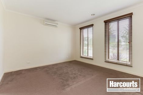 Property photo of 18 Tyndall Street Cranbourne East VIC 3977