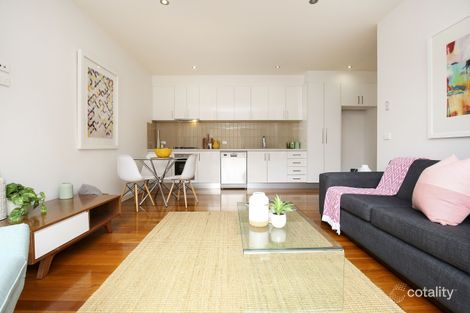 Property photo of 2/7 Lane Crescent Reservoir VIC 3073