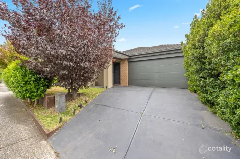 Property photo of 27 Livida Circuit Lyndhurst VIC 3975