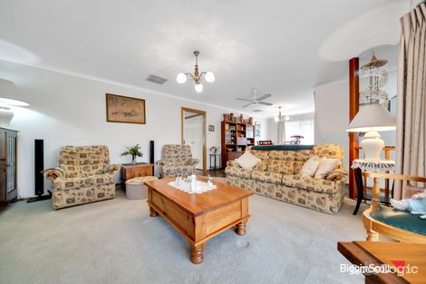 Property photo of 54 Wildflower Crescent Hoppers Crossing VIC 3029