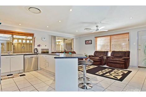 Property photo of 15 Trade Winds Drive Helensvale QLD 4212