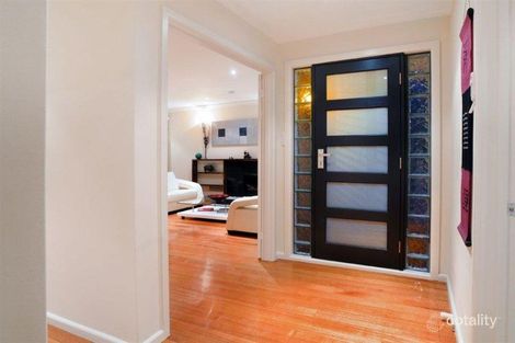 Property photo of 27 Lydford Road Ferntree Gully VIC 3156