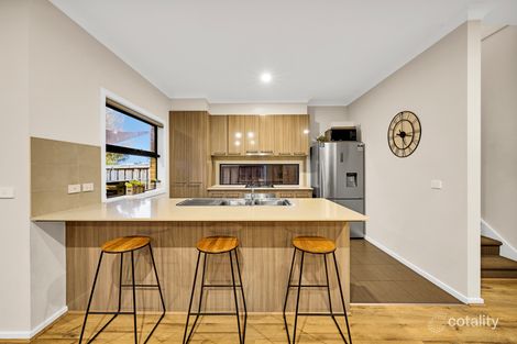 Property photo of 1 Mariposa Grove Cranbourne VIC 3977