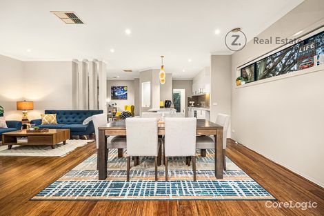 Property photo of 18A Meadow Wood Walk Narre Warren VIC 3805