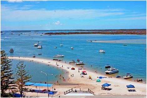 Property photo of 904/360 Marine Parade Labrador QLD 4215