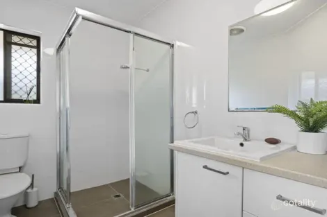 Property photo of 8/5 Aquila Court Mermaid Waters QLD 4218