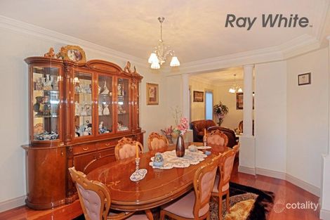 Property photo of 10 Lincoln Park Close Point Cook VIC 3030