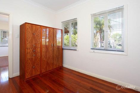 7 Line St, Woolloongabba, QLD 4102