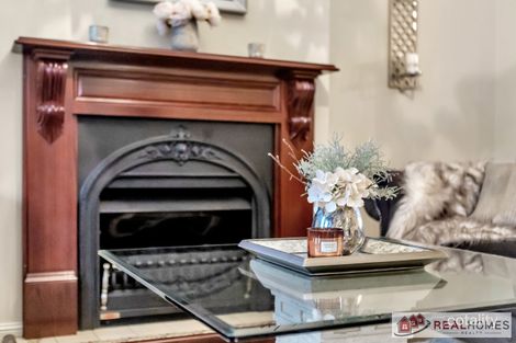 Property photo of 3 Fairwater Court Glenmore Park NSW 2745