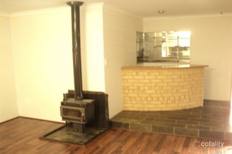 Property photo of 11 Castlereagh Circle Port Kennedy WA 6172