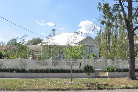 14 Dryden St, Canterbury, VIC 3126