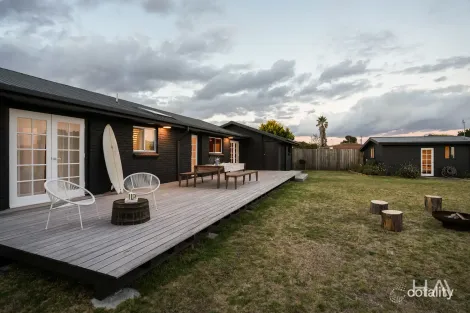 69 Scamander Ave, Scamander, TAS 7215