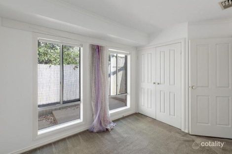 Property photo of 2/9 Pental Road Caulfield North VIC 3161