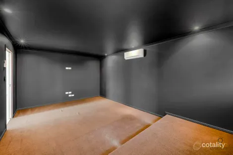 Property photo of 68 Greathead Road Ashfield QLD 4670