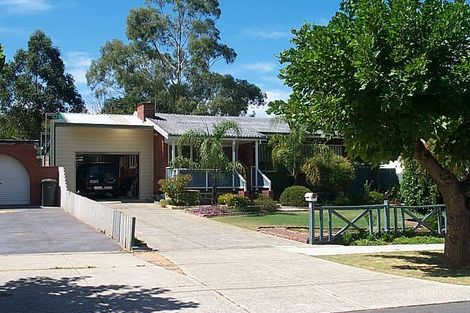 28 Bingfield Rd W, Medina, WA 6167