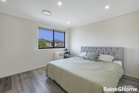 Property photo of 26 Foliage Street Tallawong NSW 2762