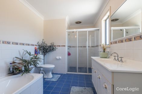 Property photo of 14 Dowling Street West Hoxton NSW 2171