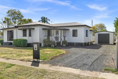 8 Edward St, Pittsworth, QLD 4356