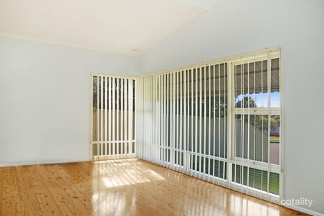 Property photo of 18 The Corso Gorokan NSW 2263