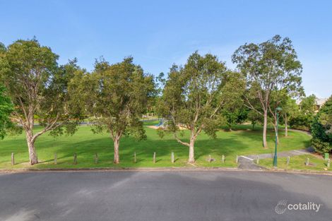 Property photo of 2/9 Lantau Crescent Varsity Lakes QLD 4227