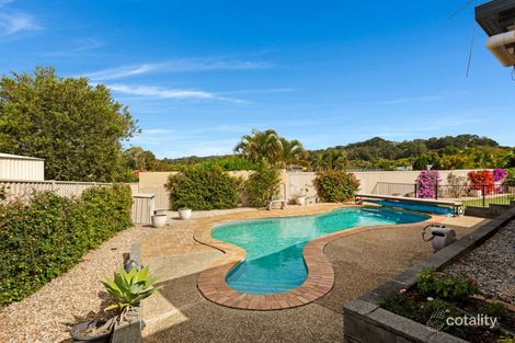 Property photo of 6 Rednal Court Carrara QLD 4211