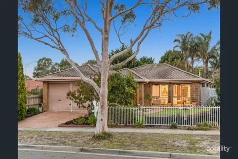 4 Rowellyn Ave, Carrum Downs, VIC 3201