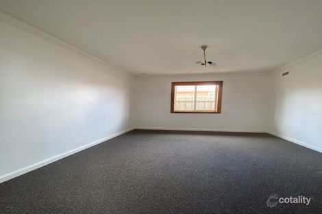 Property photo of 1/63 Perrett Avenue St Albans VIC 3021