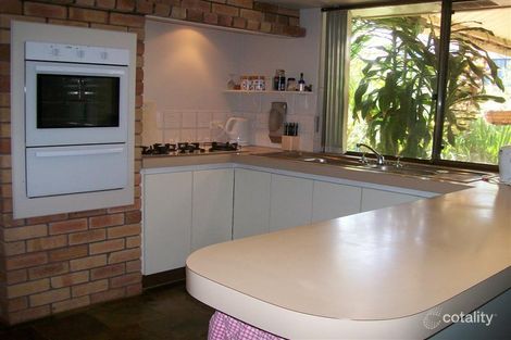 Property photo of 7 Pendock Place Willetton WA 6155