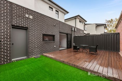 Property photo of 76C Macrina Street Oakleigh East VIC 3166
