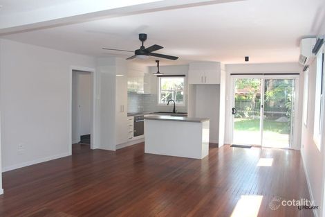 Property photo of 19 Third Avenue Palm Beach QLD 4221