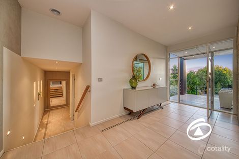 Property photo of 32 Shute Avenue Berwick VIC 3806