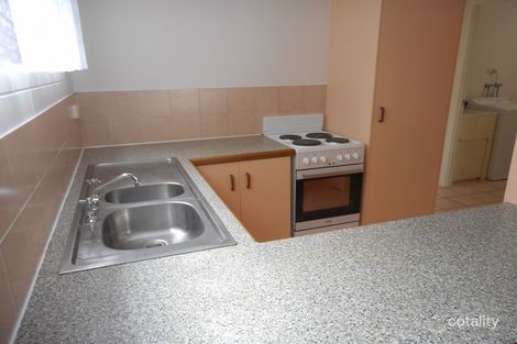 4/27 Warburton St, North Ward, QLD 4810