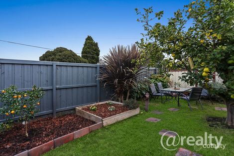 Property photo of 1/128 Outlook Drive Dandenong North VIC 3175