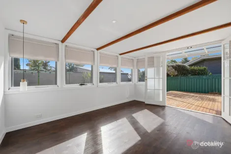 Property photo of 10 Judith Street Armidale NSW 2350