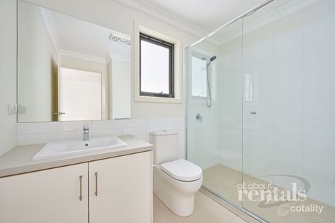 Property photo of 11 Goshawk Street Narre Warren VIC 3805