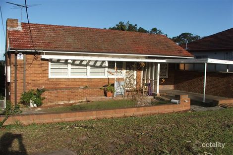 Property photo of 42 Benwerrin Avenue Carss Park NSW 2221