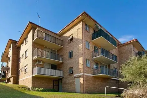 Property photo of 8/6 Eyre Place Warrawong NSW 2502