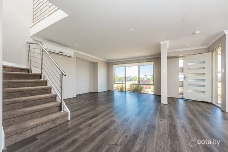 Property photo of 7 Braddock Lane Caversham WA 6055
