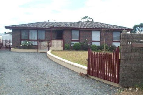Property photo of 9 Ridley Close Carrum Downs VIC 3201