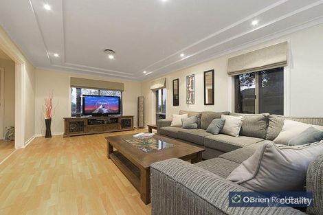 Property photo of 32 Blackwood Drive Hampton Park VIC 3976