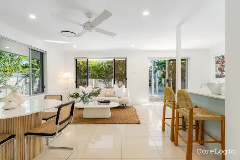 Property photo of 37 Tatha Avenue Palm Beach QLD 4221