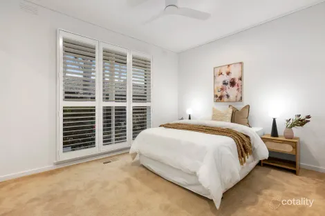Property photo of 312 Spring Road Dingley Village VIC 3172