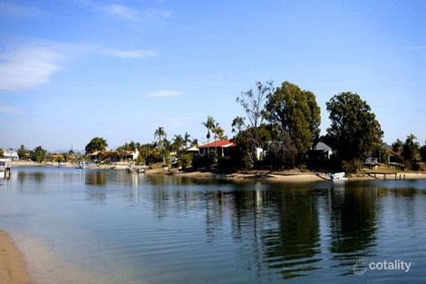 30 Welby St, Broadbeach Waters, QLD 4218